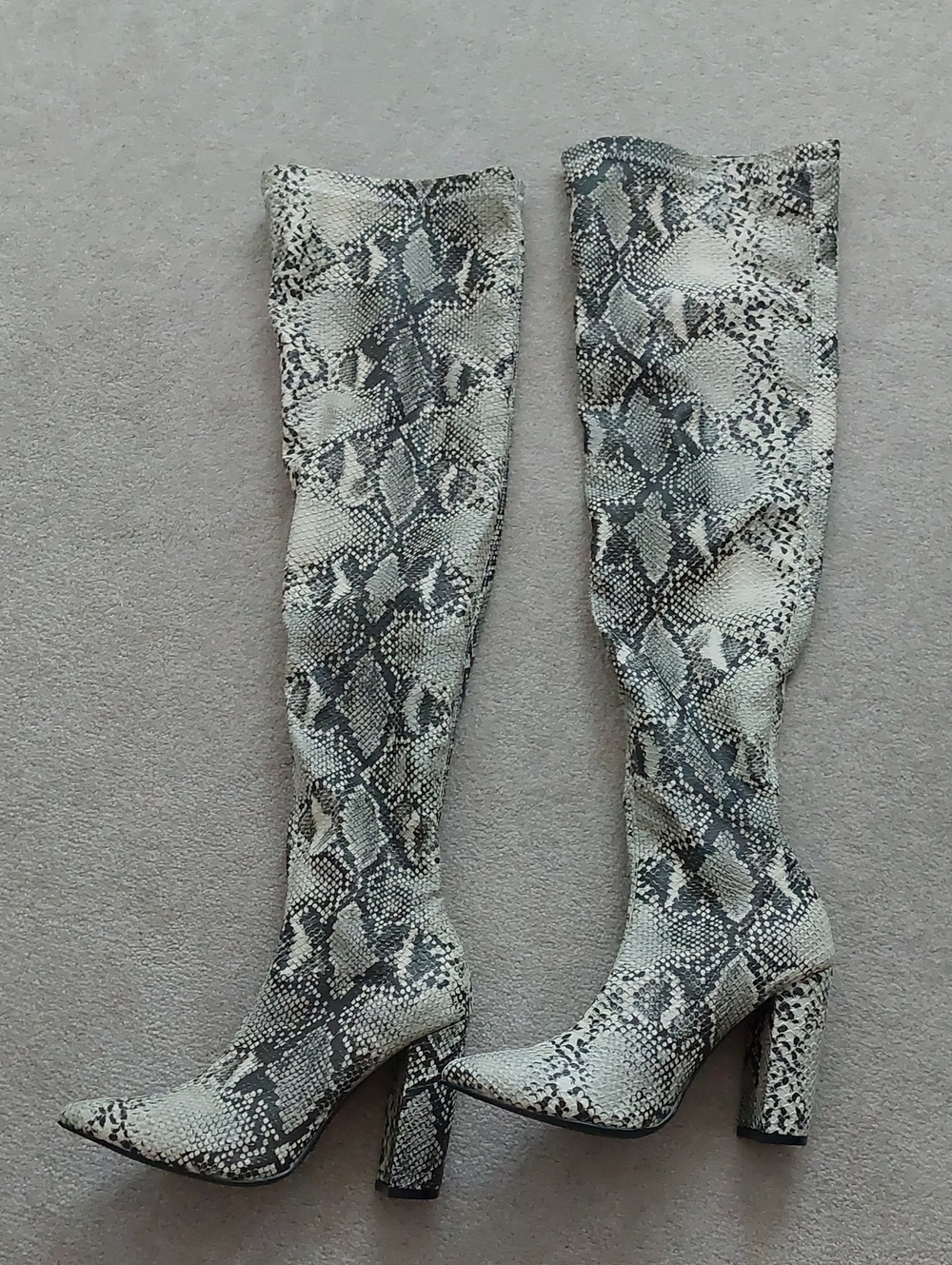 VENUS Snake-Print Over-the-Knee Boots - Gray/White